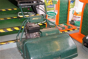 Atco Royale 30" d'occasion chez greenkeepers.fr, le spcialiste des tondeuses hlicodales